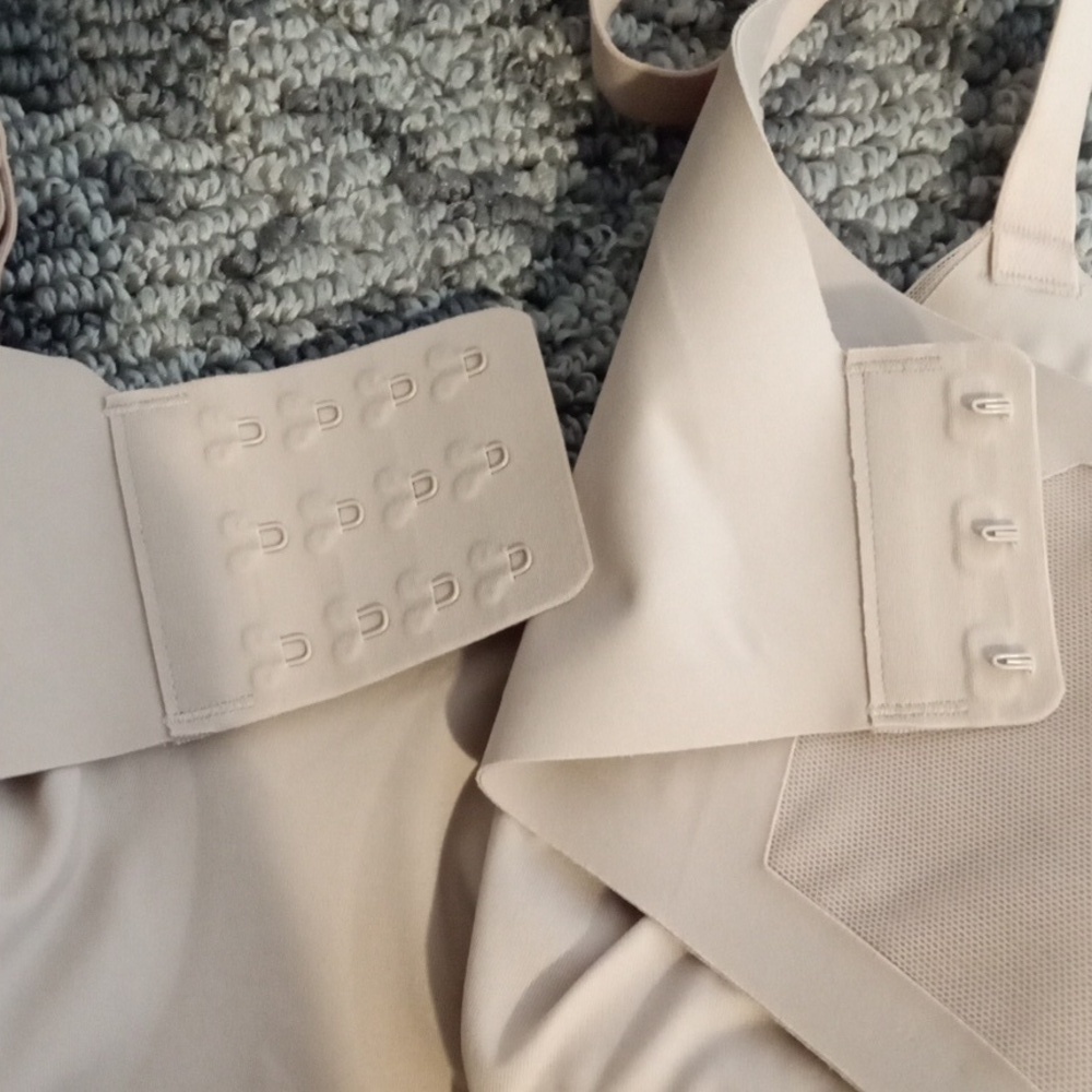 Honeylove Soft Cream Bra Crossover Bra Womens 38/C Intimates - Picture 6 of 7